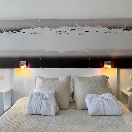 Eve Cap D'agde Village Naturiste Hotel 3*