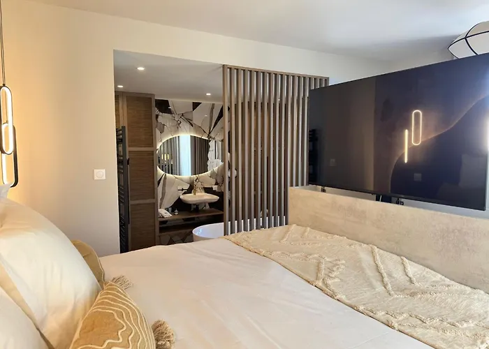 Eve Cap D'agde Village Naturiste Hotel 3*