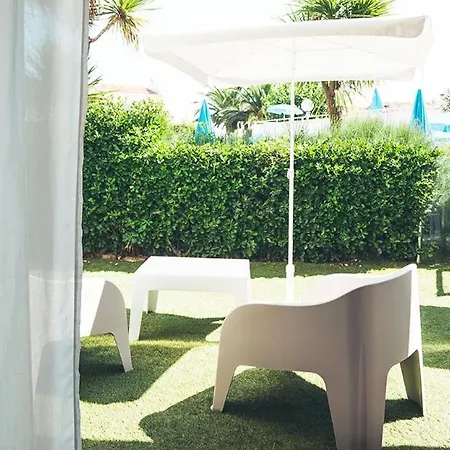 Eve Cap D'agde Village Naturiste Hotell